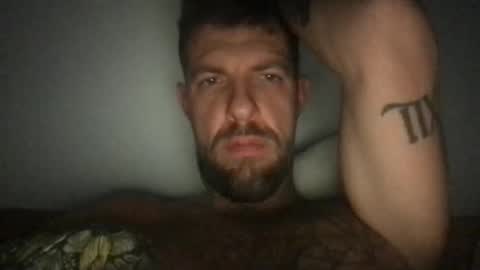 Snapshot of martinmagic467659 chatting on October 21, 5:08 am martinmagic467659 online show from October 21, 5:08 am