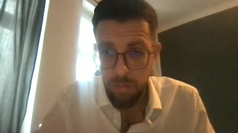 Snapshot of martinmagic467659 chatting on January 13, 8:08 am martinmagic467659 online show from January 13, 8:08 am