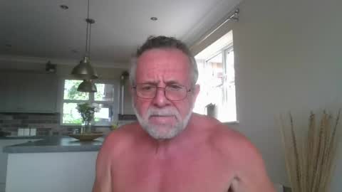 martinrgbxxxx online show from July 25, 9:40 am
