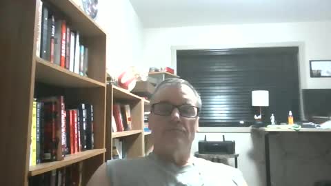 Snapshot of marty1688 chatting on November 23, 12:49 pm marty1688 online show from November 23, 12:49 pm