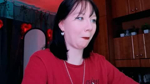 Snapshot of marty_bree chatting on February 21, 2:18 pm Nancy online show from February 21, 2:18 pm