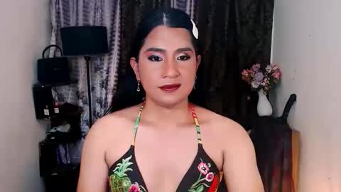 marveloushugecumontop online show from May 26, 6:48 pm