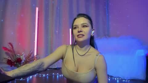 Julia online show from January 13, 12:05 am