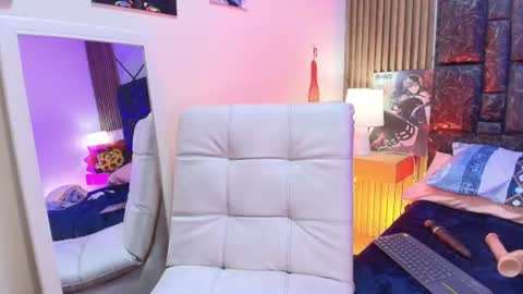 Snapshot of mary_luckaysha chatting on June 12, 7:57 pm mary_luckaysha online show from June 12, 7:57 pm