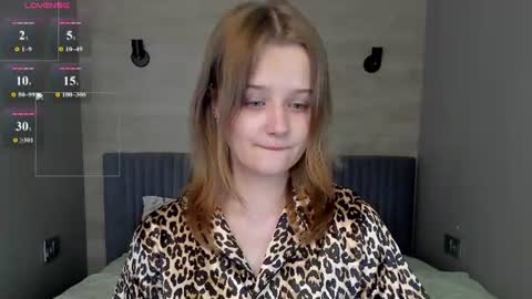 mary_phoenix online show from June 12, 9:03 pm
