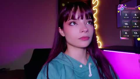 Snapshot of maryberry__ chatting on June 19, 4:39 am online show from June 19, 4:39 am