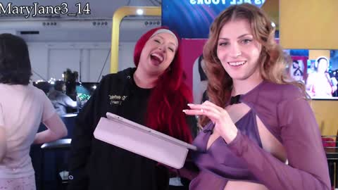 Snapshot of maryjane3_14 chatting on February 7, 1:31 am Mary Jane online show from February 7, 1:31 am