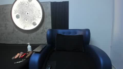 Snapshot of marymarr_23 chatting on May 16, 7:34 pm mary online show from May 16, 7:34 pm