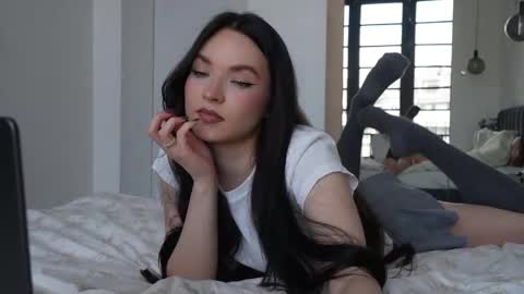 Marina online show from April 10, 11:04 am