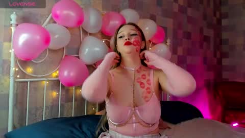 Mary online show from February 14, 3:26 pm