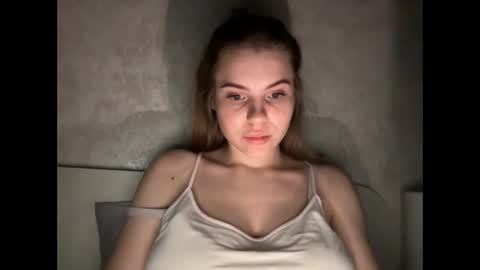 MaryYourr online show from December 21, 10:28 pm