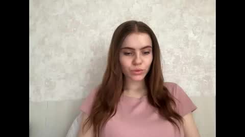 MaryYourr online show from June 9, 8:37 am