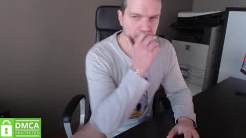 Snapshot of maschiodavide89 chatting on February 13, 7:26 am David online show from February 13, 7:26 am