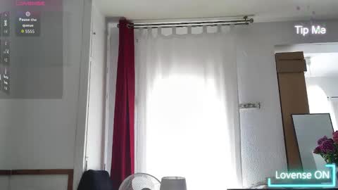 greenhot2 online show from April 26, 1:42 pm