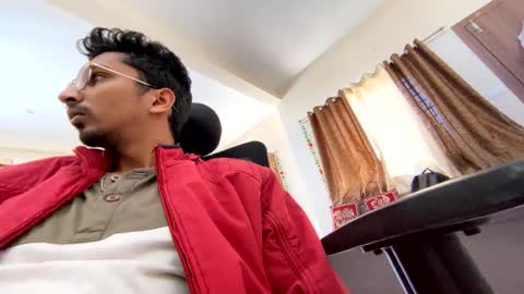 Mask Boy online show from December 13, 4:54 am