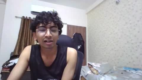 Mask Boy online show from October 15, 5:13 pm