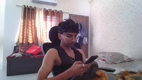 Mask Boy online show from November 7, 3:28 am