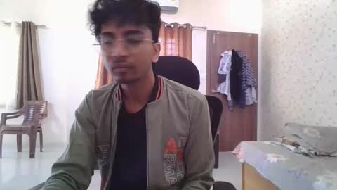 Mask Boy online show from November 10, 5:17 am