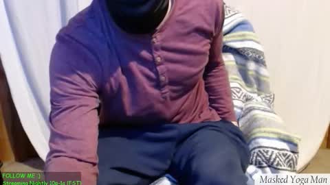 maskedyogaman online show from March 16, 1:55 am