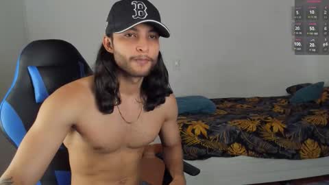 Snapshot of massatgeserotics chatting on January 14, 8:47 pm I Am Odin online show from January 14, 8:47 pm