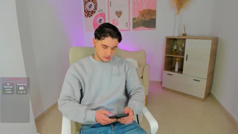 Snapshot of massimo_fiore chatting on February 20, 2:30 am Massimo online show from February 20, 2:30 am