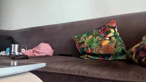 master_leoo online show from February 12, 7:47 am