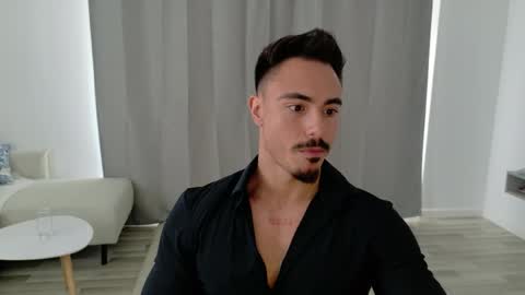 master_lukass online show from May 4, 12:23 pm