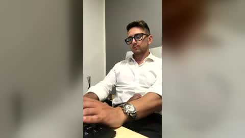 Snapshot of masterboss_fl chatting on July 3, 11:49 am Master Boss online show from July 3, 11:49 am