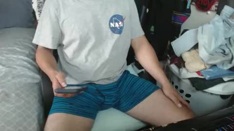 mastergoku945657 online show from May 30, 10:01 am