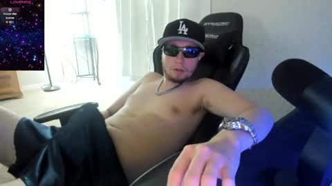 mastermusclebro online show from May 27, 8:06 pm