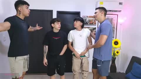 Team Cris Darwin- Fernando- Stiven- David online show from April 20, 11:24 am