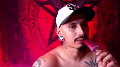 Mateo online show from June 17, 1:30 am