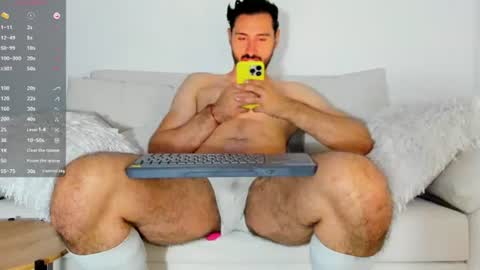 mateoking_ online show from July 16, 2:50 am