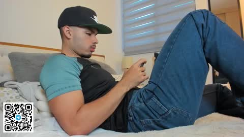 Matt online show from November 25, 9:48 pm