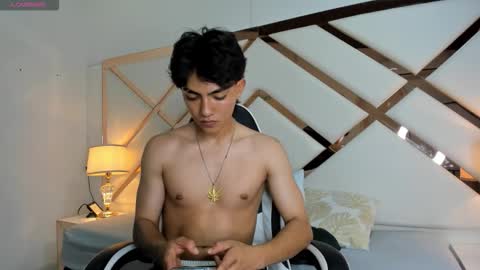 Matheus  online show from March 6, 2:52 am