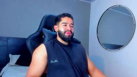 Mathew Flintt  online show from November 30, 6:01 pm