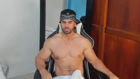 mathews_smith online show from February 1, 11:20 am