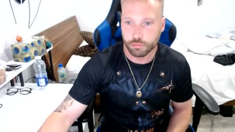 Snapshot of mathieu6606 chatting on July 3, 7:48 am Math online show from July 3, 7:48 am