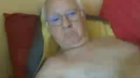 Snapshot of matricule4246 chatting on June 28, 7:58 am joyaam79 online show from June 28, 7:58 am