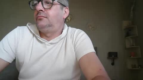 matrike1 online show from April 18, 2:54 pm