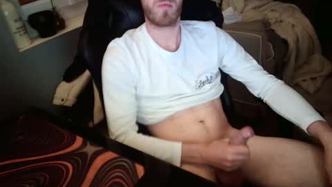 matt1q237916 online show from April 28, 11:10 pm