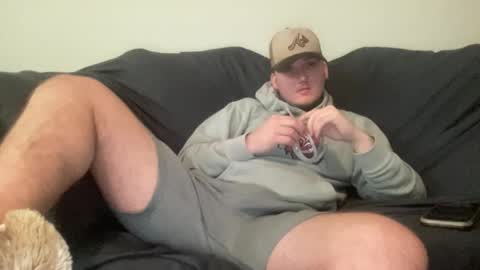 Snapshot of mattdawg13 chatting on February 2, 2:21 am MattDawg13 online show from February 2, 2:21 am