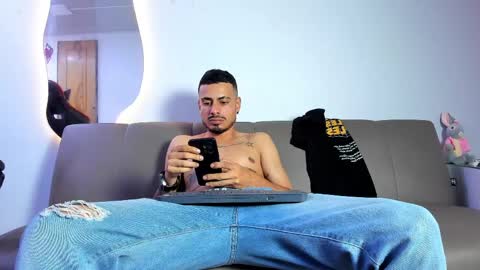 Matthew online show from March 27, 8:26 am