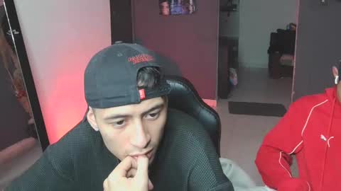 Snapshot of mattias_dantee chatting on February 16, 4:09 am mattias online show from February 16, 4:09 am