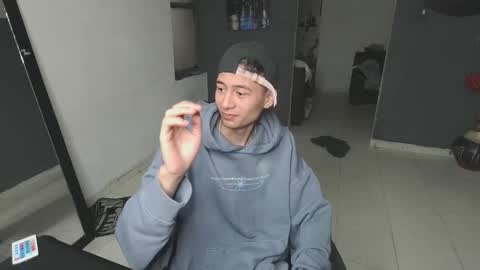 Snapshot of mattias_dantee chatting on February 18, 2:16 pm mattias online show from February 18, 2:16 pm