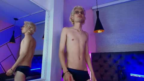 Snapshot of mattias_dantee chatting on September 12, 4:34 am mattias online show from September 12, 4:34 am