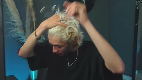 Snapshot of mattias_dantee chatting on September 14, 7:07 am mattias online show from September 14, 7:07 am