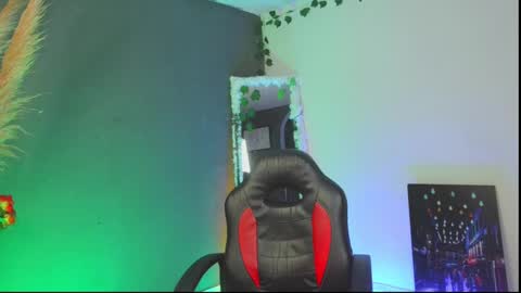 Snapshot of mattias_dantee chatting on September 28, 4:51 am mattias online show from September 28, 4:51 am