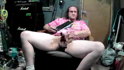 mattskiba89 online show from July 17, 11:06 am