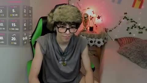 matty_spark online show from June 25, 1:59 pm